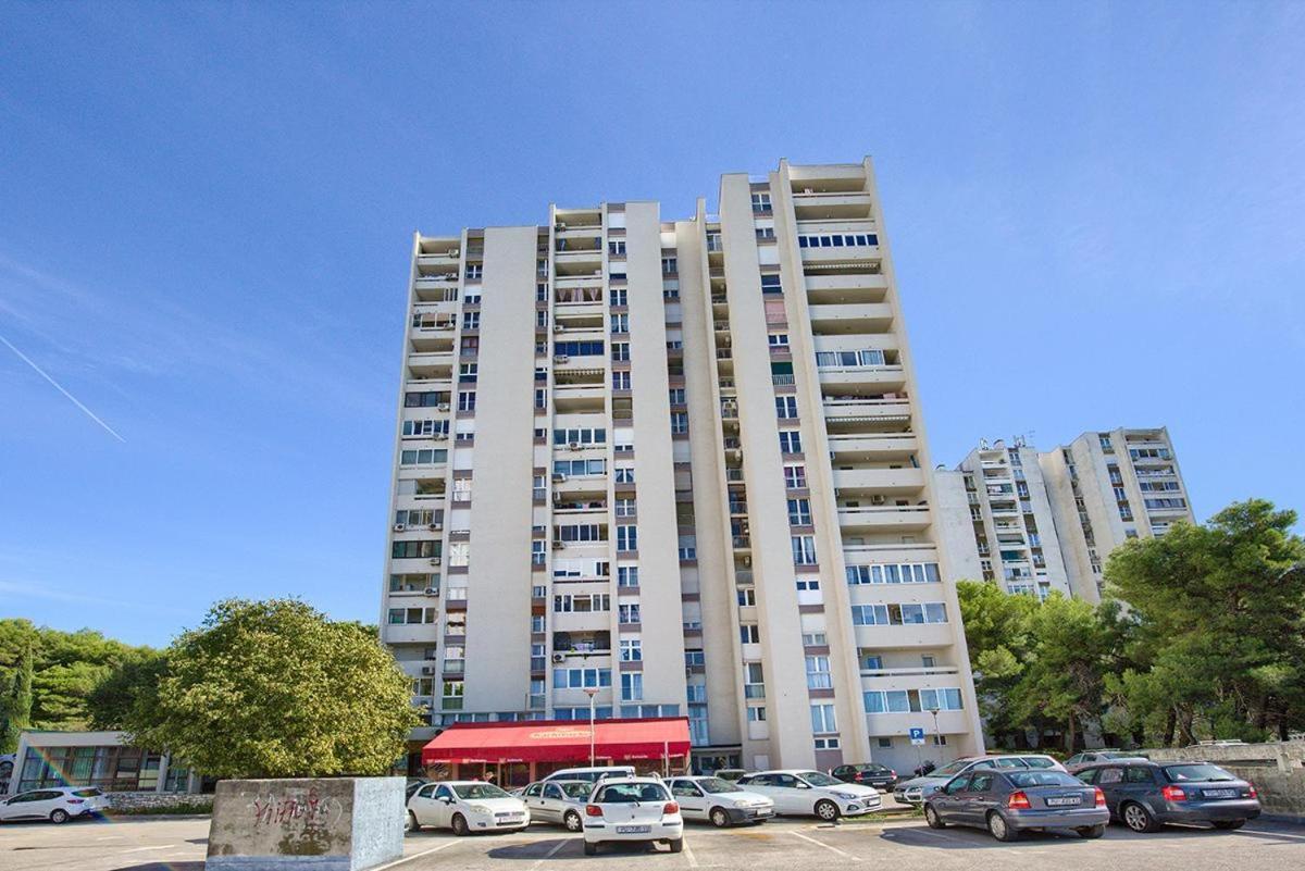 Sunset Apartment Pula Bagian luar foto